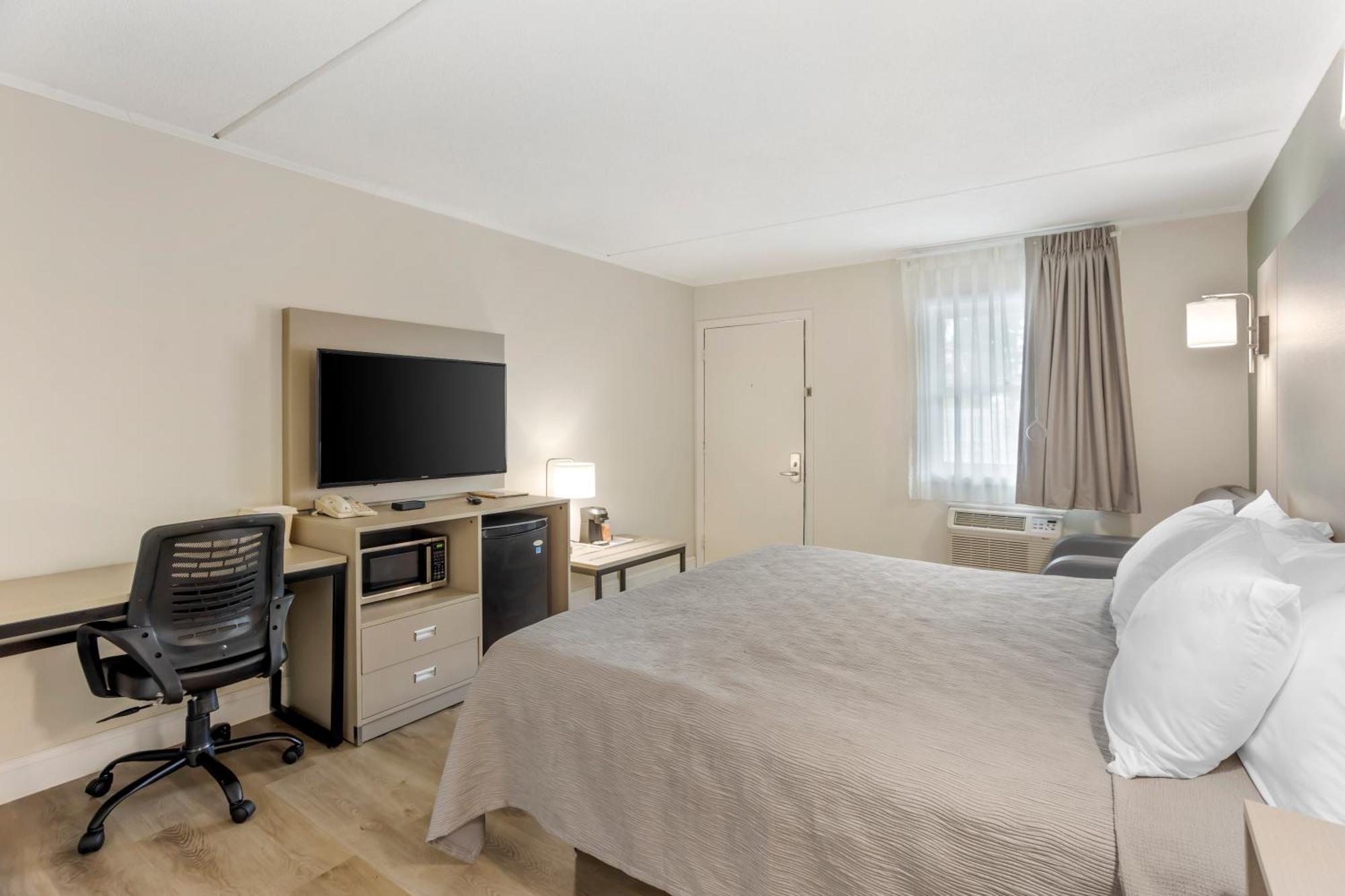 Quality Inn Smoketown  المظهر الخارجي الصورة
