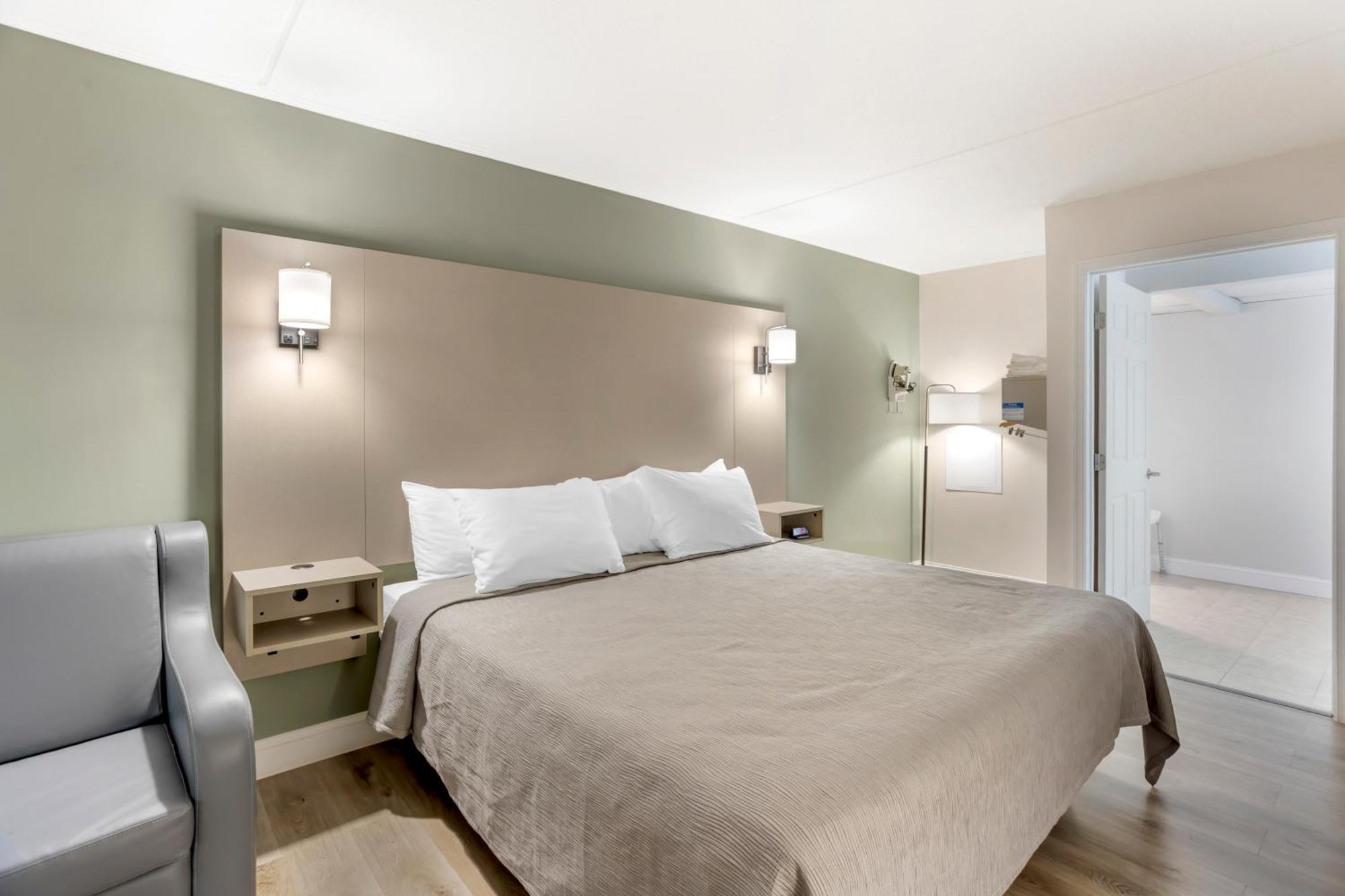 Quality Inn Smoketown  المظهر الخارجي الصورة
