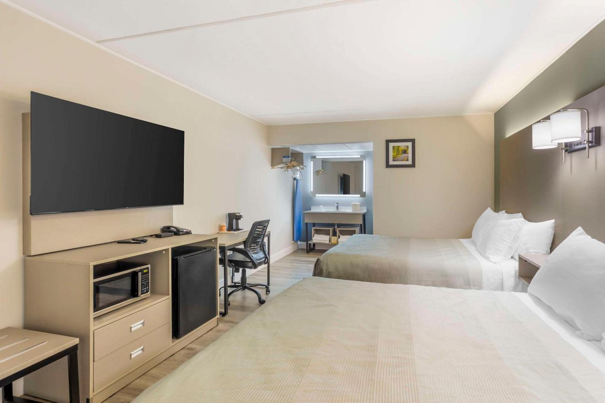 Quality Inn Smoketown  المظهر الخارجي الصورة